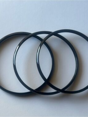 Black glass y2k bangles bundle of 3